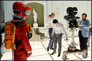 Stanley Kubrick während der Dreharbeiten zu 2001: A SPACE ODYSSEY (2001:Odyssee im Weltraum, GB/USA 1965-68). © Stanley Kubrick Estate